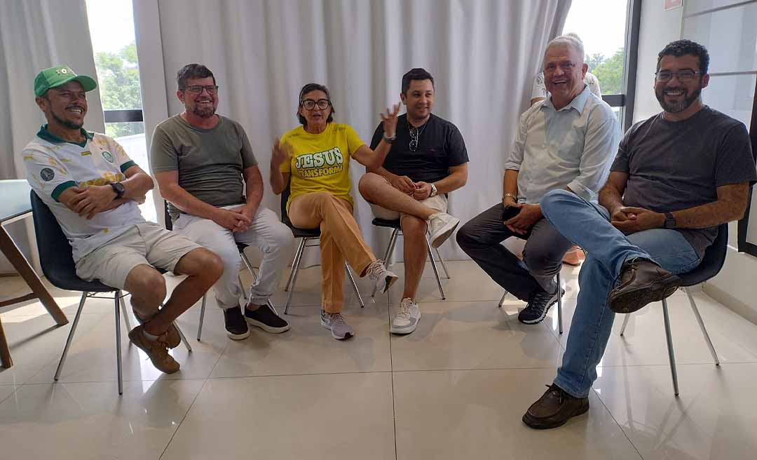 Em um flerte com Alan e simpático a Mailza, Petecão participa de reunião com PT, PCdoB, Rede e PV