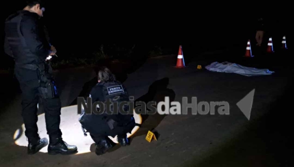 Homem supostamente embriagado morre atropelado na BR-317, entre Senador Guiomard e as Quatro Bocas