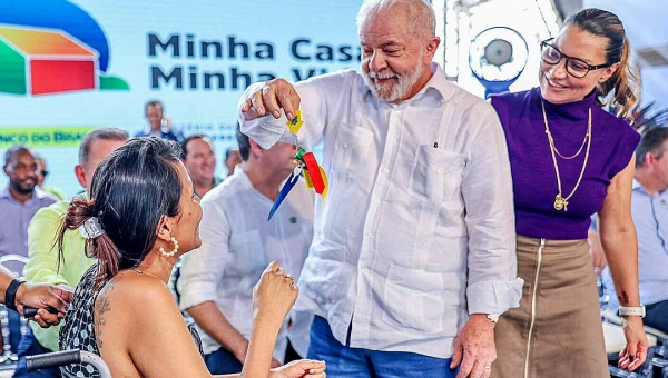 Governo Lula pretende construir mais 100 casas populares no Acre este ano