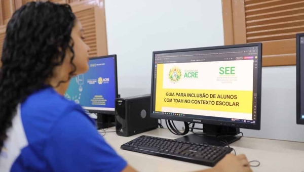Educação do Acre lança Guia do Estudante 2025 no dia da abertura das inscrições para o Enem