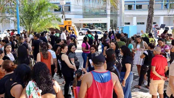 Greve da Educação: Servidores irão protestar em frente à Câmara pedindo apoio dos parlamentares; 70 escolas da Capital seguem sem atividades