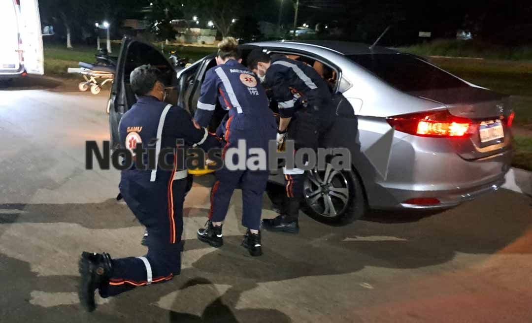 Mecânico quase é esmagado por caminhonete durante manutenção do veículo; acidente aconteceu no bairro Canaã, em Rio Branco.