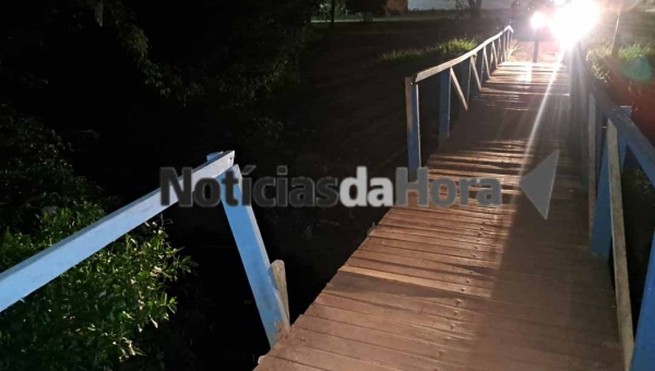 Monitorado sofre queda de ponte enquanto pilotava moto no bairro Alta Alegre, em Rio Branco