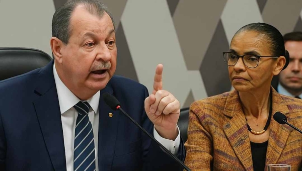 Senador Omar Aziz defende pavimentação da BR-319 e critica ministra Marina Silva em audiência no Senado
