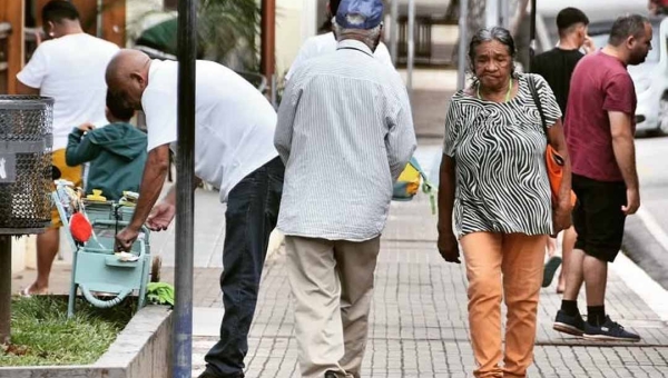 INSS promete ressarcir até dezembro deste ano aposentados e pensionistas com descontos indevidos