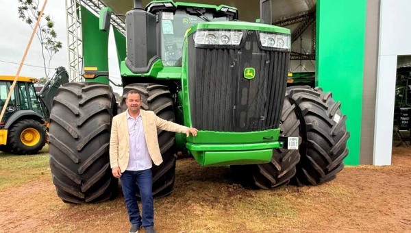 Empresário acreano destaca potencial do agronegócio durante visita à Rondônia Rural Show Internacional