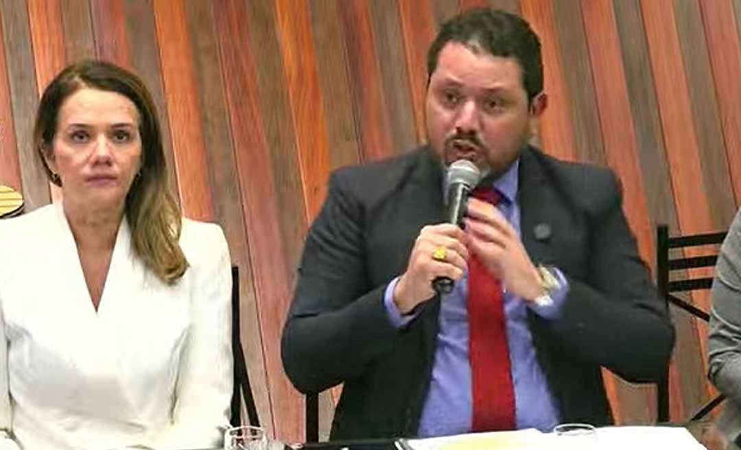 Luz diz que é impossível voltar atrás com relação ao Centro Pop no Castelo Branco: “nós próximos 12 meses, jamais!”