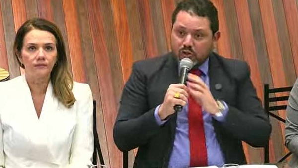 Luz diz que é impossível voltar atrás com relação ao Centro Pop no Castelo Branco: “nós próximos 12 meses, jamais!”