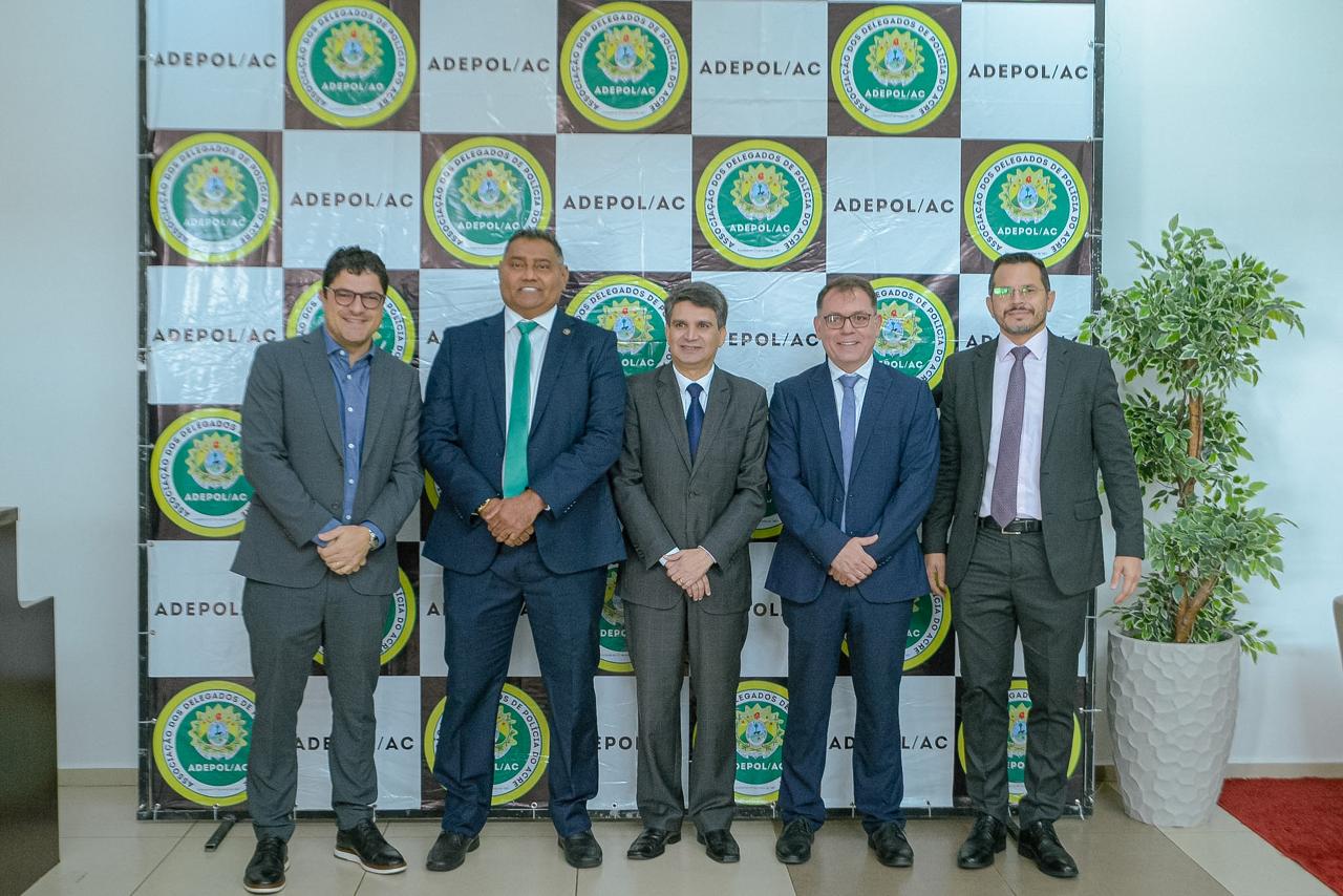 Prefeitura de Rio Branco prestigia posse da nova diretoria da Associação dos Delegados e Policiais Civis do Acre
