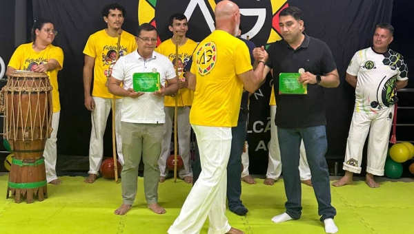 Samir Bestene participa de batizado do Grupo Afro Ginga e reforça apoio à capoeira: “Símbolo de resistência e cultura”