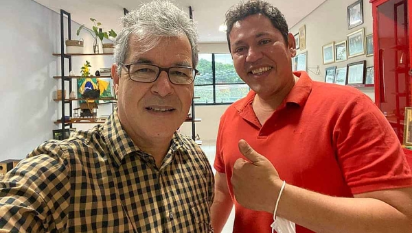 Cesário Braga quer voltar a ser presidente do PT, mas Jorge Viana é contra