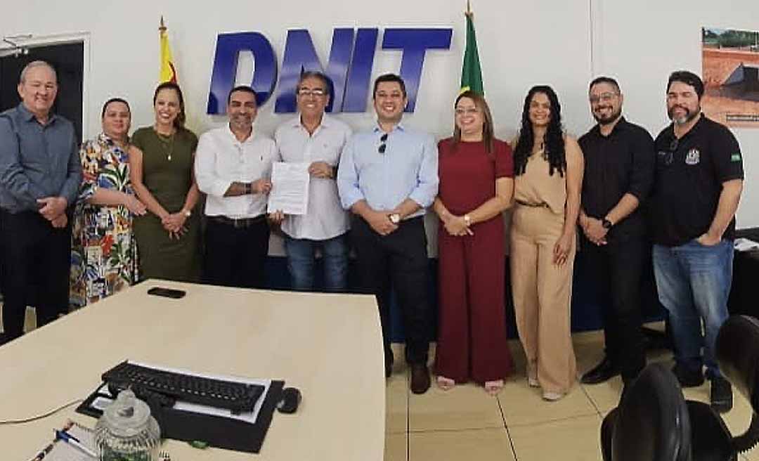 DNIT oficializa posse do imóvel onde funciona sua sede em Rio Branco, após quase cinco décadas de uso