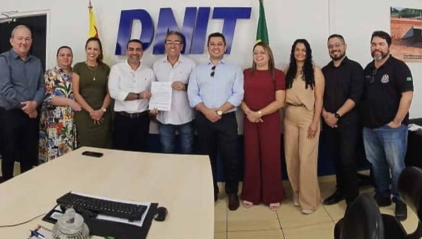 DNIT oficializa posse do imóvel onde funciona sua sede em Rio Branco, após quase cinco décadas de uso