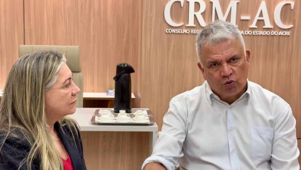 Petecão discute com o CRM/Acre uma proposta de avaliação de competência para médicos