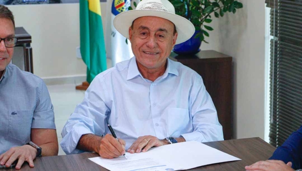 Prefeitura de Rio Branco firma adesão ao Selo UNICEF 2025–2028: “Nosso compromisso com a infância é sério e contínuo”