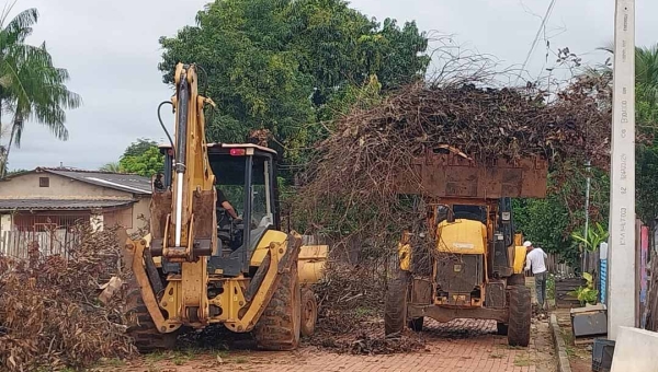 Com menos entulhos nas ruas e cronograma estabelecido, Quinari entra na lista das cidades mais limpas