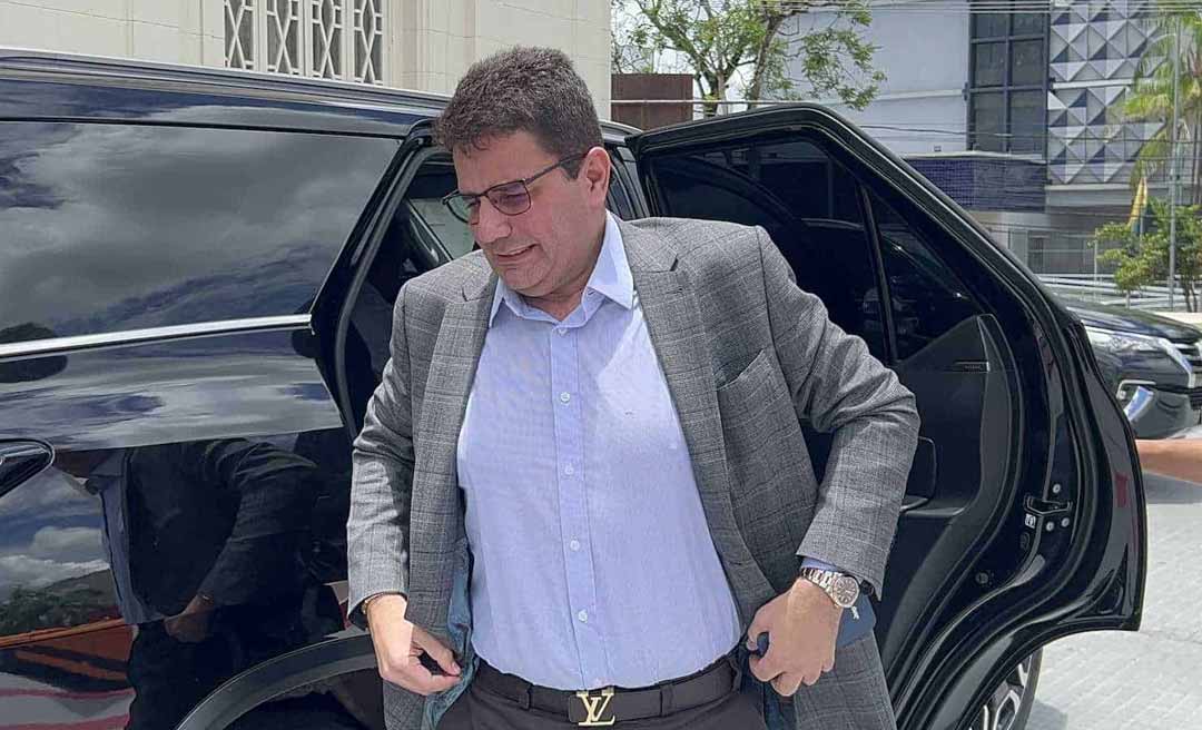 Gladson vai deixar o governo em 4 de abril de 2026 para disputar o Senado e diz: “Vou descer as escadarias do Palácio e tomar um café no mercado”