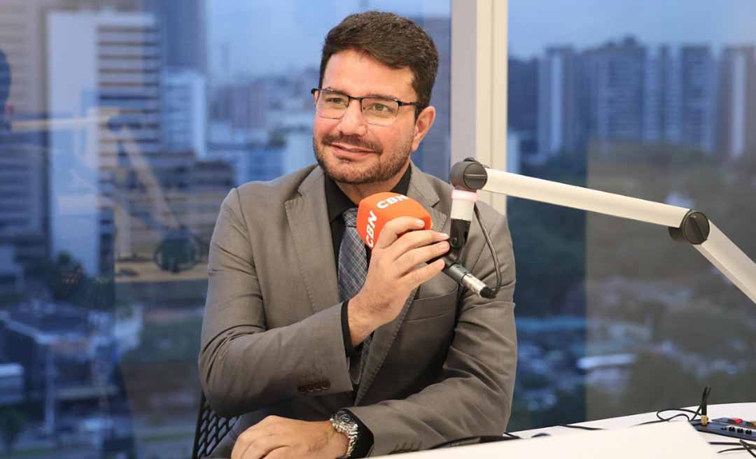 “Determinei soluções em no máximo 90 dias”, diz Gladson sobre reportagem do Fantástico mostrando escola em curral no Acre