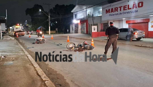 Acidente entre motociclistas deixa homem em estado gravíssimo em Rio Branco; vítima sofreu traumatismo craniano