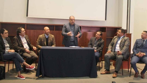 Governo do Acre e Assembleia Legislativa participam de encontro histórico com autoridades peruanas