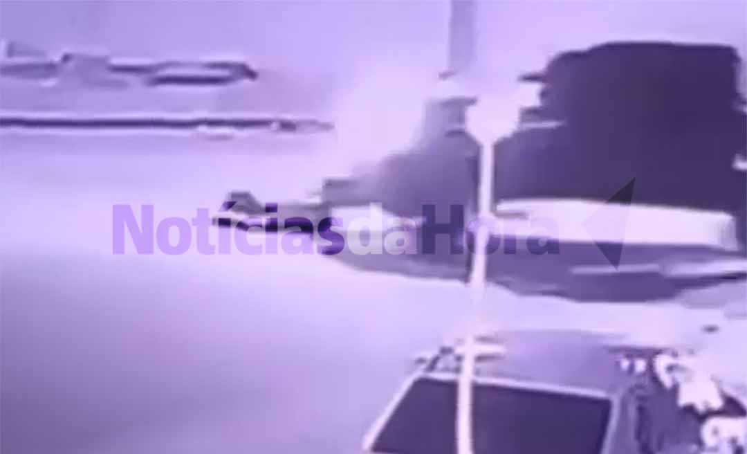 Vídeo flagra momento em que colaboradora da OAB é atropelada em frente a casa noturna em Rio Branco