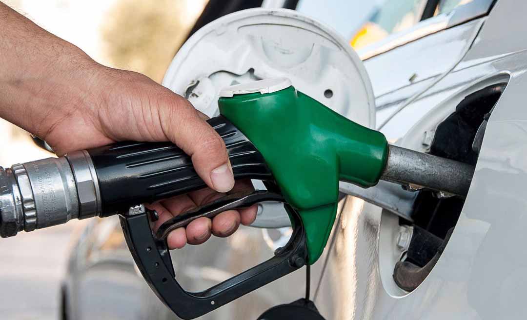 Preço dos combustíveis cai no Acre, mas estado segue com a gasolina e o diesel mais caros do Brasil