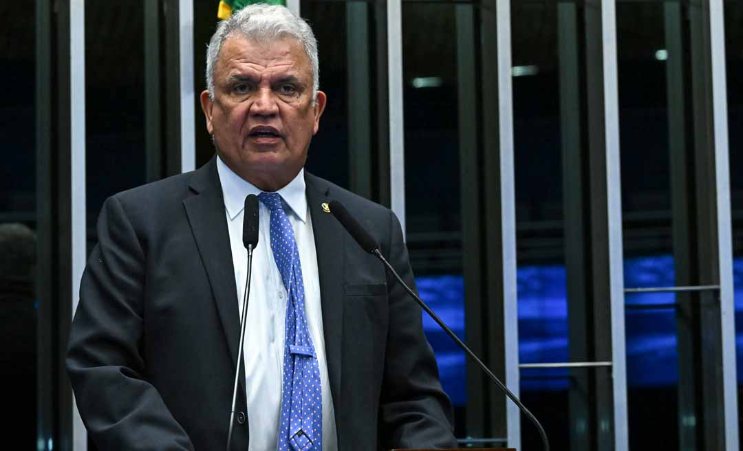 Petecão garante R$ 3,6 milhões para aquisição de maquinários em municípios do Acre