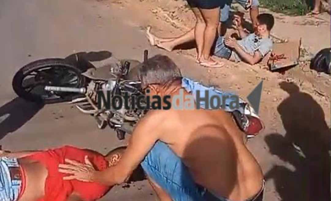 Colisão frontal entre moto e bicicleta deixa dois gravemente feridos em Sena Madureira