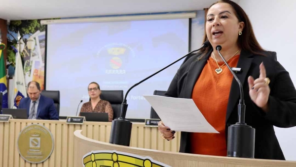 Elzinha Mendonça propõe Lei “Juliana Chaar” para reforçar segurança em casas noturnas e eventos públicos em Rio Branco