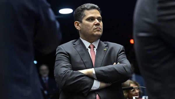 Em derrota para o governo, Senado segue a Câmara e derruba decreto de Lula sobre alta do IOF