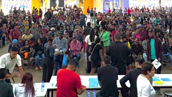 Justiça Itinerante mobiliza multidão e garante cidadania para a população de Boca do Acre