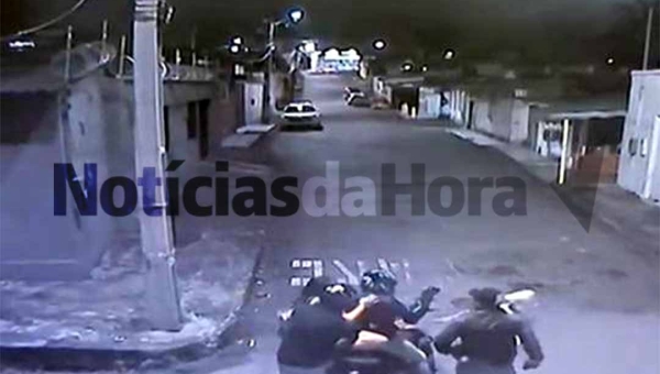 Cidade entregue à violência: Câmeras flagram ação de quarteto criminoso em Rio Branco: “A gente não pode mais andar tranquilo”