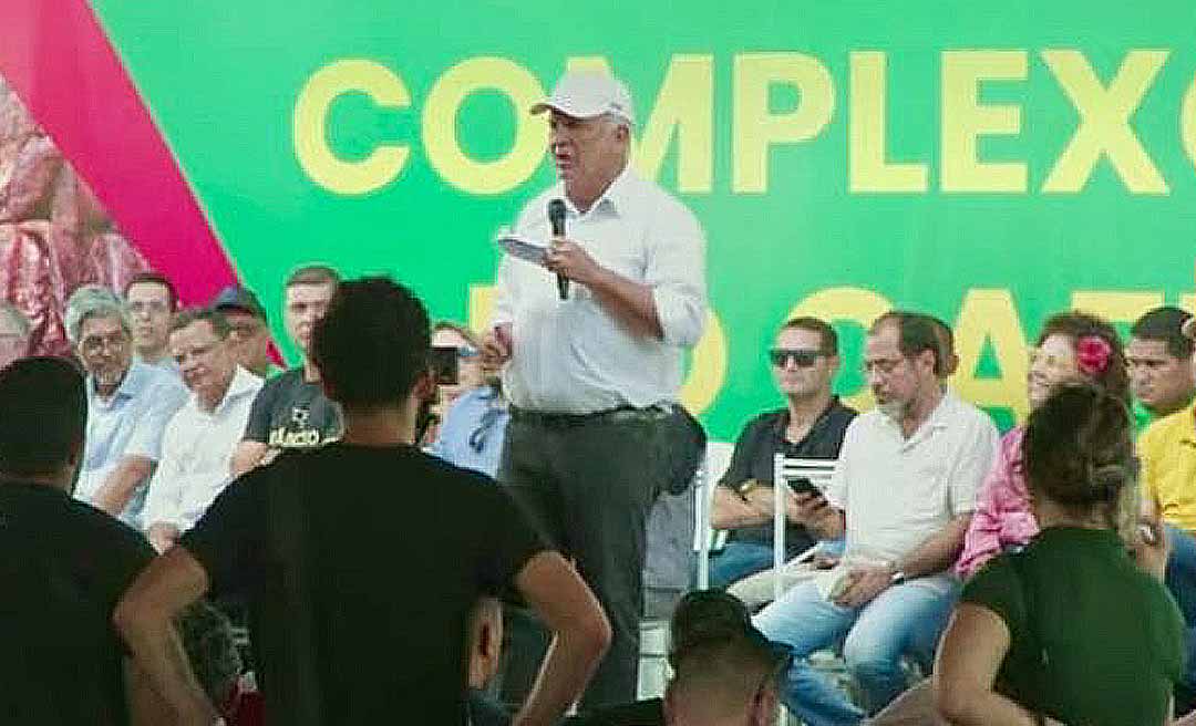 “Entrei na ‘macaxeira’ porque não aceitei plantar café”, diz Petecão na inauguração de complexo industrial em Mâncio Lima