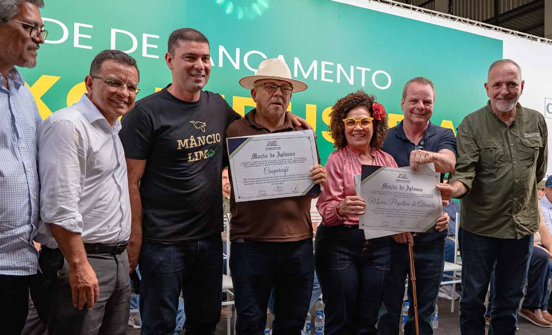 “Símbolo de desenvolvimento sustentável para a Amazônia”, comemora Perpétua Almeida ao entregar Complexo do Café do Juruá