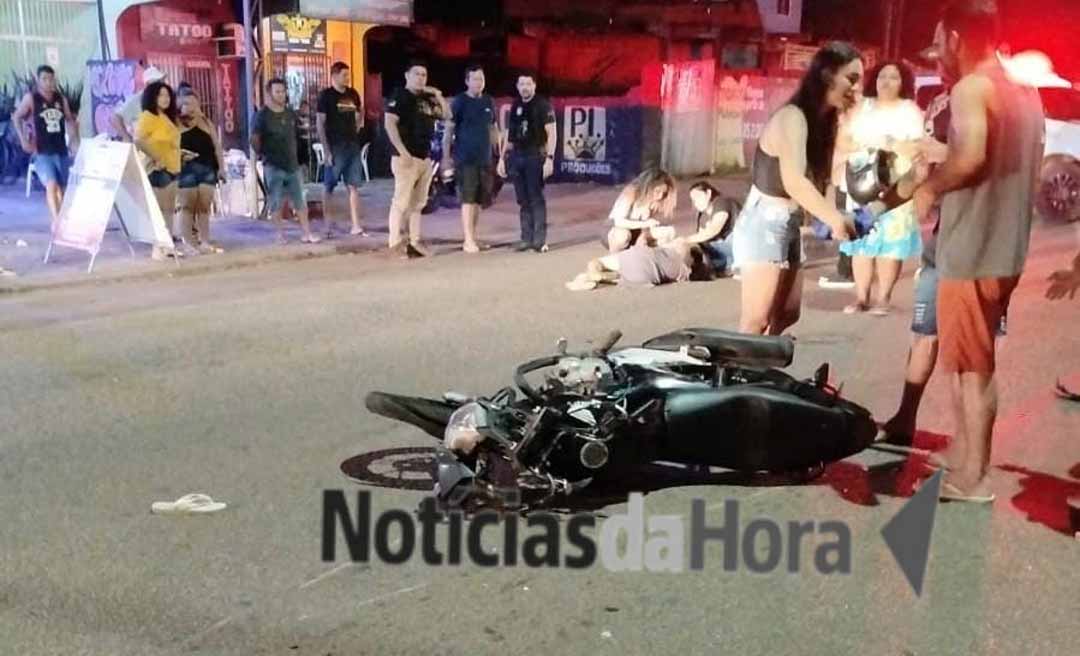Colisão entre motos deixa jovem com fraturas expostas e o pé dilacerado na Avenida Sobral, em Rio Branco