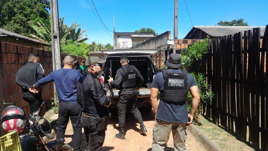 Suspeito de matar e queimar mulher em 2024, ‘Chocolate’ é preso no Beco Paraná, no Belo Jardim I