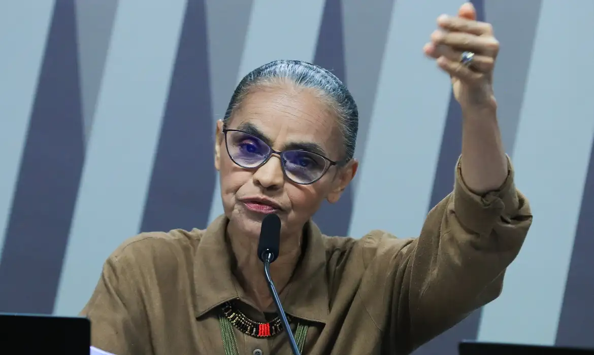 “Quem destrói é uma minoria. Apenas 2,6% dos imóveis rurais concentram 60% das irregularidades”, diz Marina Silva