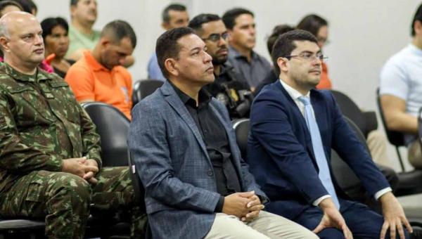 Prefeito Jerry Correia participa dos Diálogos Regionais promovidos pelo Ministério Público