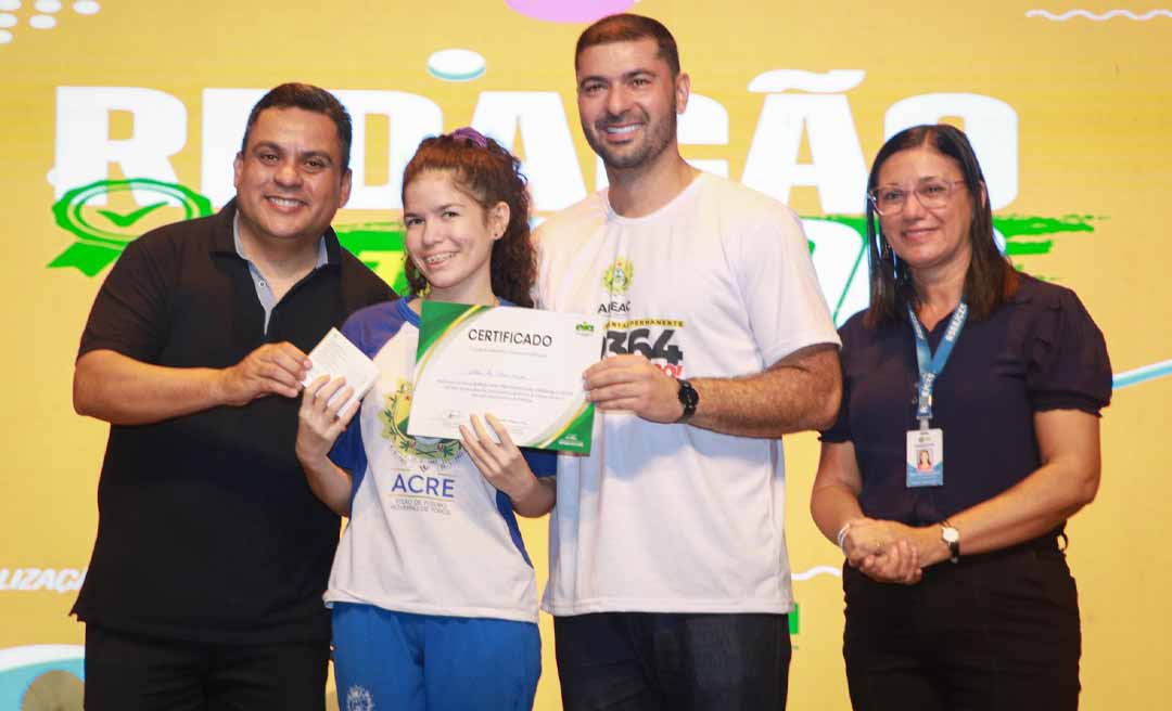 Encerramento do projeto “Redação Nota 1000” marca transição para o EducaAleac