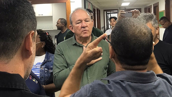 Governo retira de pauta projeto que limita afastamento de servidores para mandatos classistas em sindicatos e associações