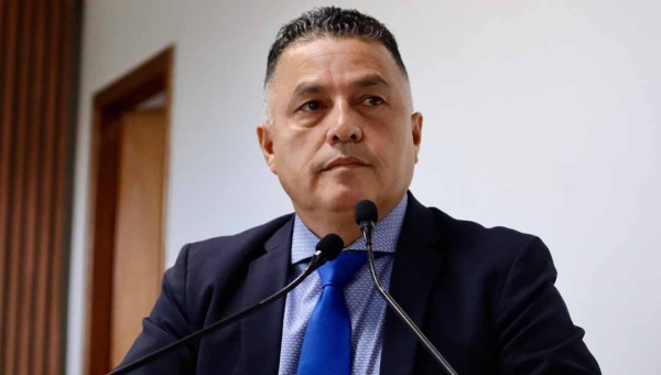 Eber Machado diz que gestão municipal está marcada por promessas não cumpridas e pela falta de transparência nas ações executadas