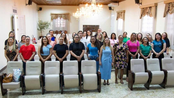 Prefeitura de Rio Branco promove capacitação sobre prevenção de complicações em feridas do pé diabético