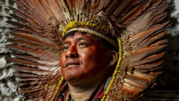 Líder indígena acusado de estupro em aldeia no município de Feijó se entrega à polícia e nega acusações feitas por turista chilena