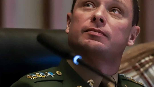 Delator tenente-coronel Mauro Cid reafirma que Bolsonaro leu minuta golpista durante reunião