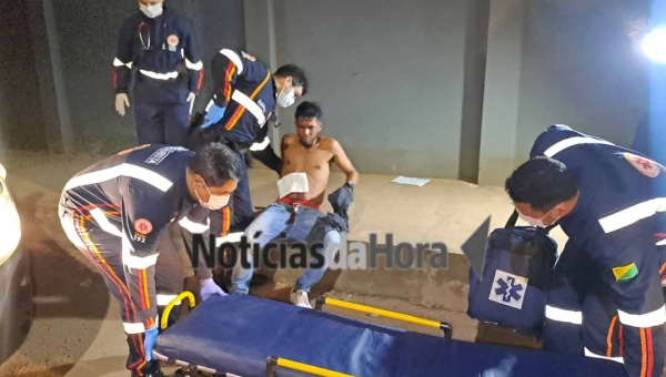 Flanelinha é esfaqueado pela própria esposa enquanto trabalhava em frente a pizzaria no bairro 6 de Agosto