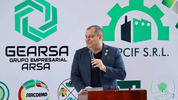 Governo apresenta programação da Expoacre à Federação do Comércio de Pando em evento oficial em Cobija