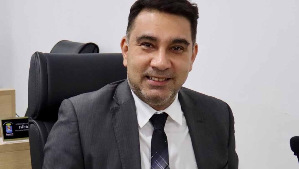 Samir Bestene comemora aprovação de leis e emendas que incentivam geração de emprego, educação financeira e mobilidade urbana na Capital