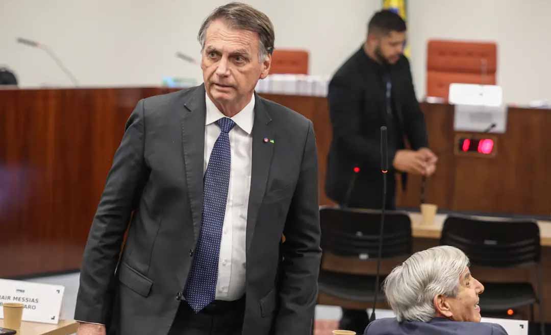Bolsonaro terá que usar tornozeleira e não poderá acessar redes sociais