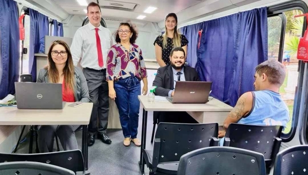 Justiça do Acre é premiada nacionalmente por decisão inovadora em favor de mulher trans em situação de rua