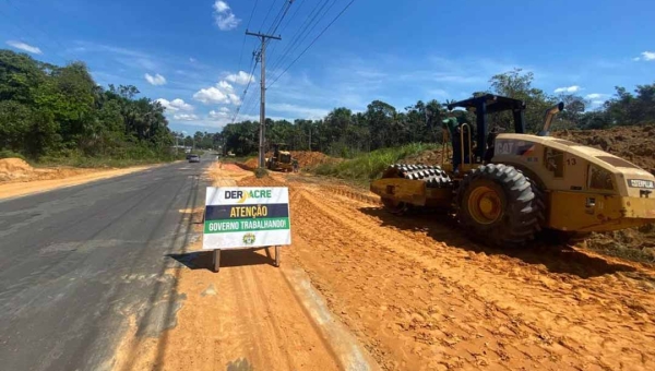 Deracre retoma segunda etapa das obras de restauração da AC-405, em Cruzeiro do Sul